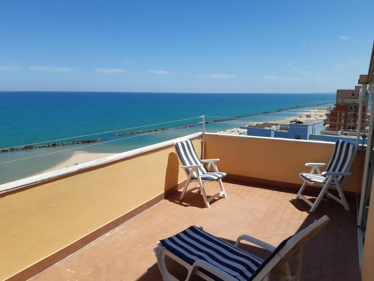 La Terrazza Sul Mare Apartment Montesilvano Exterior photo