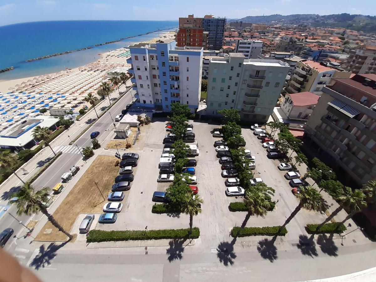 La Terrazza Sul Mare Apartment Montesilvano Exterior photo