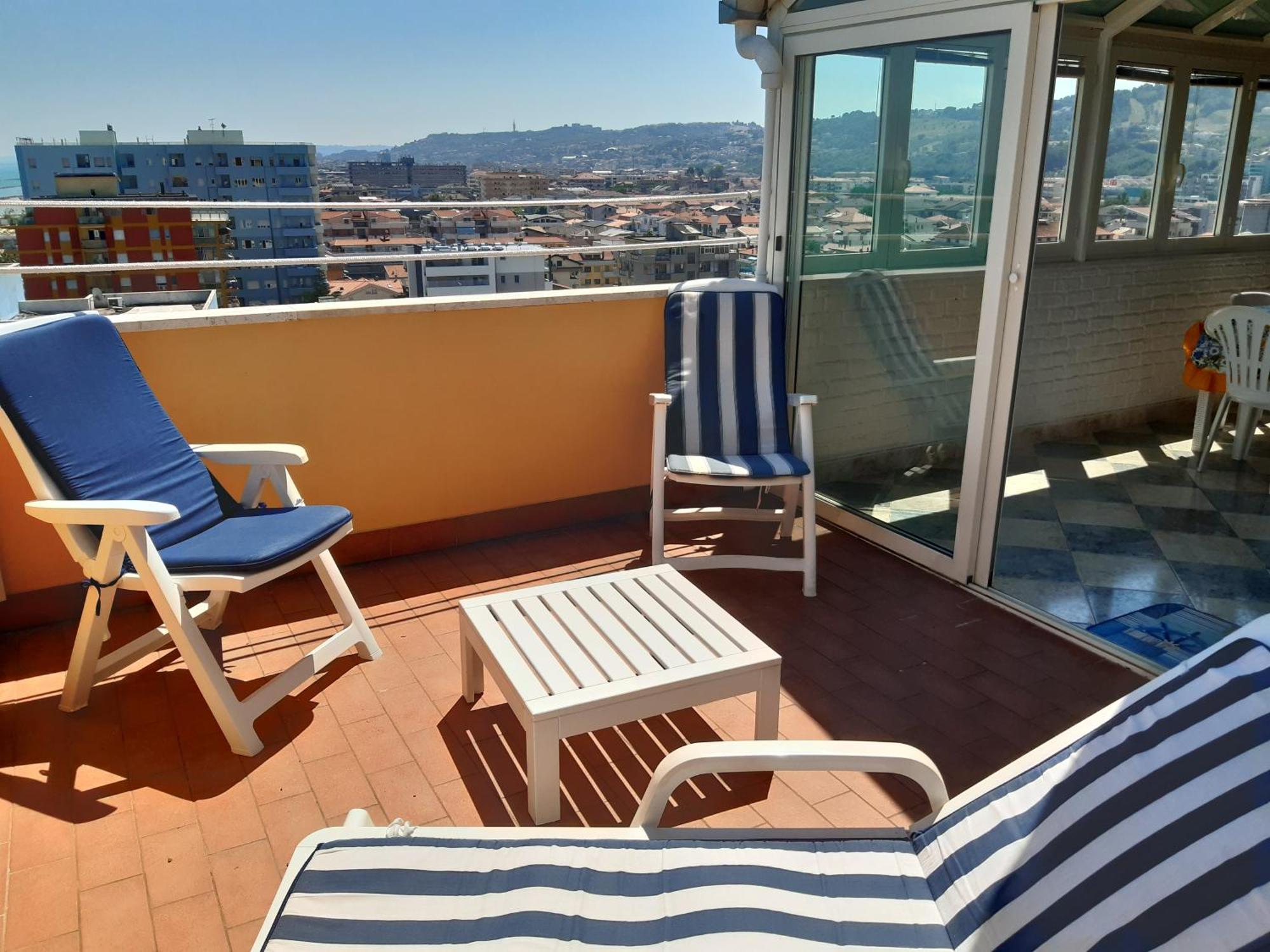 La Terrazza Sul Mare Apartment Montesilvano Exterior photo